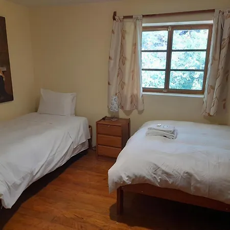 Apu Lodge