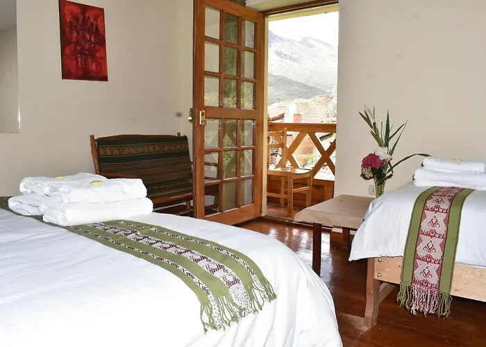 Apu Inn 3*