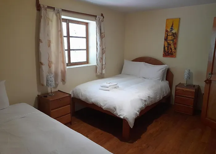 Apu Inn 3*